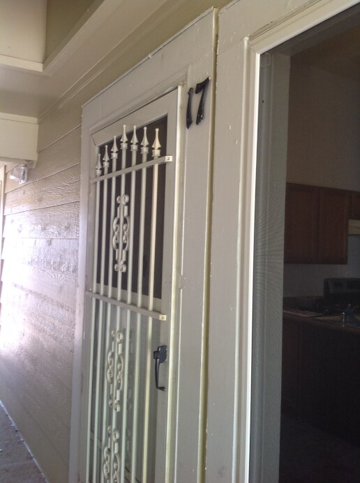 Building Photo - Charming Studio Home in City Center Aurora!