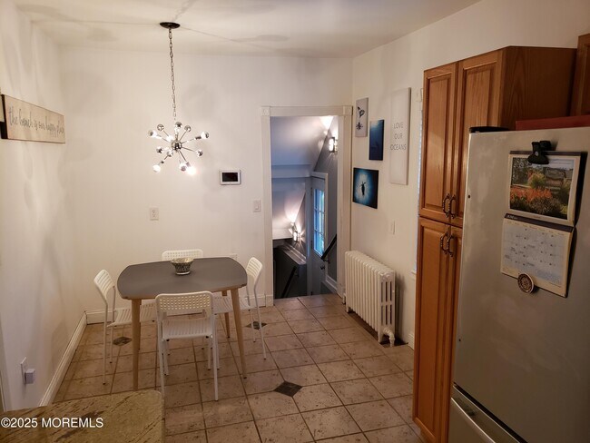 Foto del edificio - 393 N Bath Ave