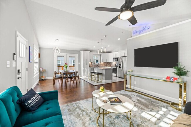 Foto del edificio - 2504 Harvey St