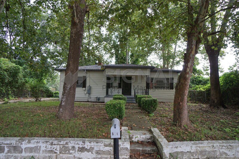 Primary Photo - 215 8th St NE