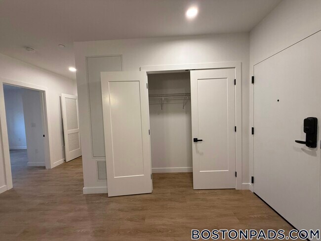 Foto del edificio - 199 Gardner St