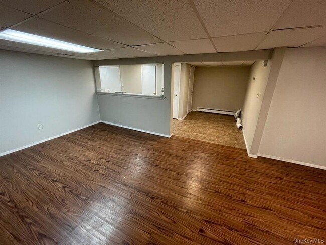 Foto del edificio - 836 Windmill Ave