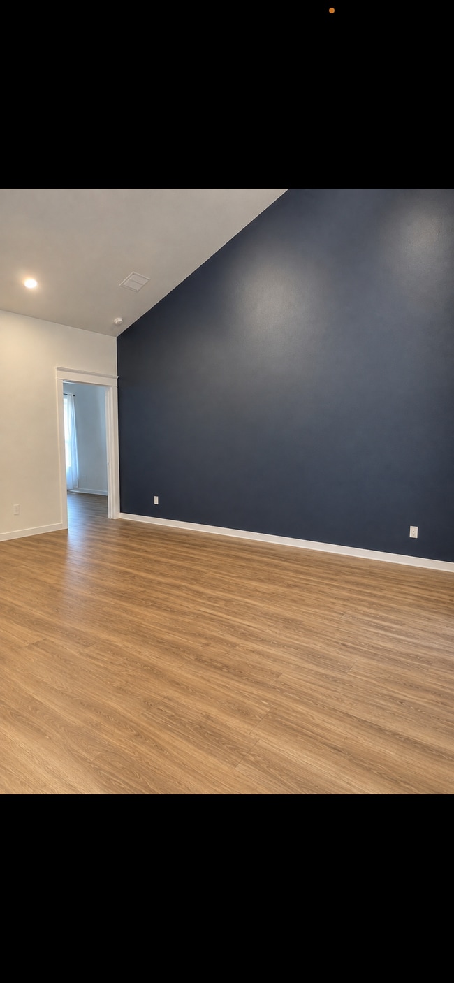 Building Photo - 1679 Pickens Cir