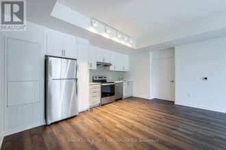 Building Photo - 3030 Pharmacy Ave