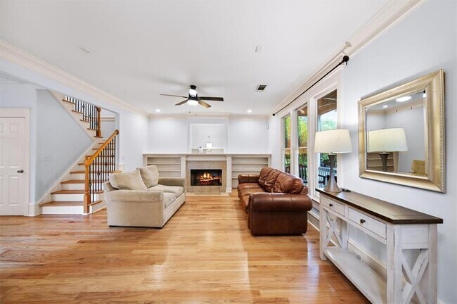 Foto del edificio - 1046 Wylie St SE