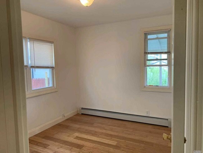 Foto del edificio - 97-19-97103 103rd St