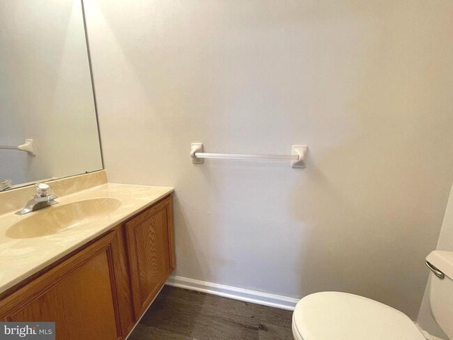 Foto del edificio - 1503 Liberty Ct