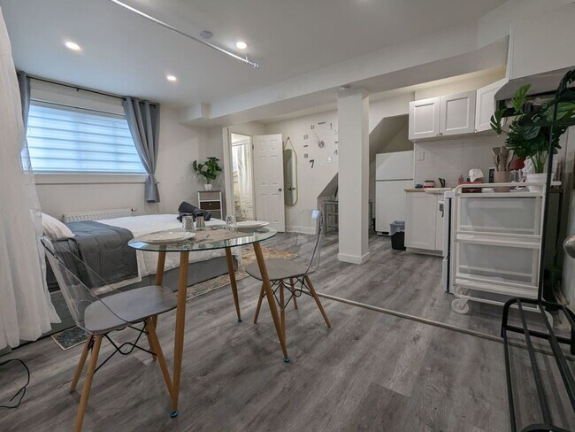 Photo du bâtiment - 2582 A Chemin Bedford-SI ID1061582P