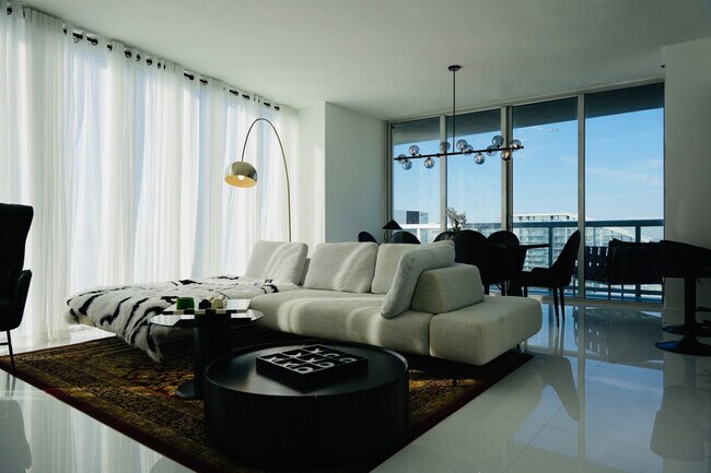 Foto del edificio - 631 Brickell Ave