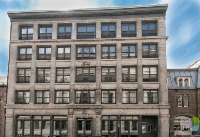 Heritage Building - 442 Saint-Gabriel