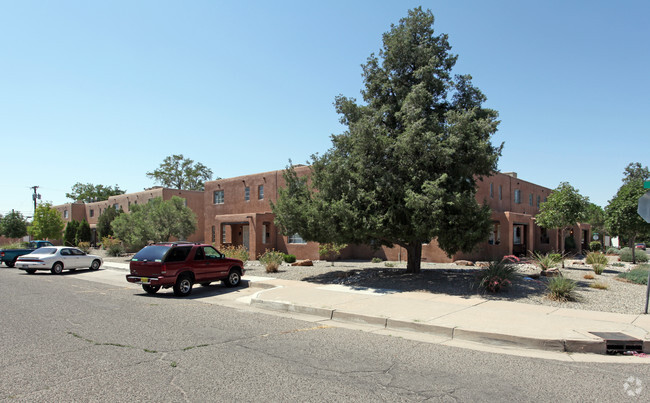 Building Photo - Ridgecrest Apartments