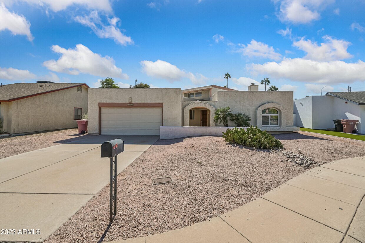 Foto principal - 7725 E Rovey Ave