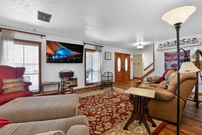 Foto del edificio - 11024 Meadow Rue St