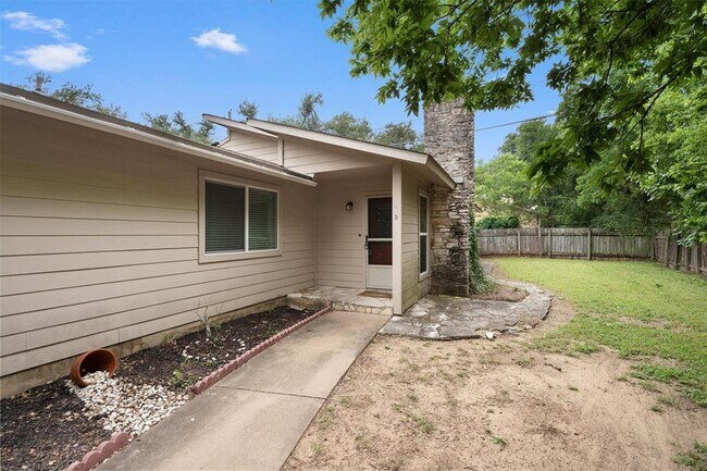 Foto del edificio - 11908 Broad Oaks Dr