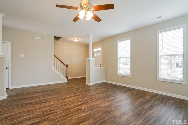 Building Photo - 818 Derwent Pl