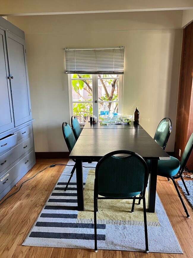 Foto del edificio - 1733 La Loma Ave