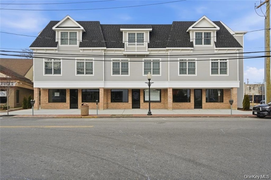 Photo - 180 Deer Park Avenue Unit 215