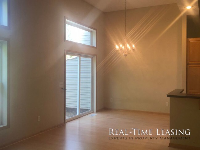 Foto del edificio - 10684 Ironwood Pkwy