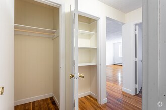 Gardner St, 75-90 photo'