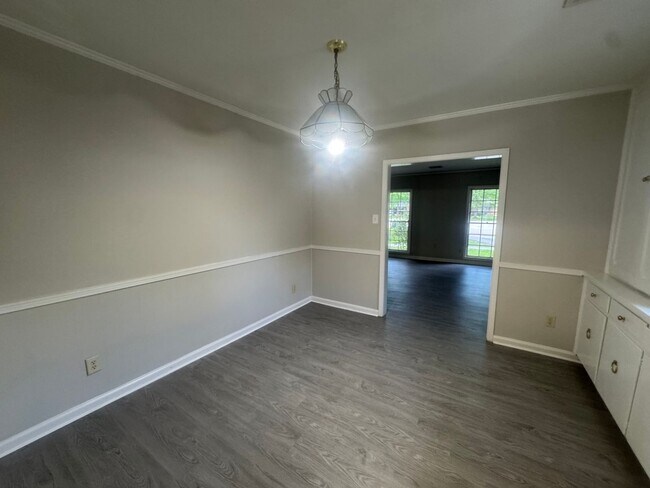 Foto del edificio - 3054 Merrimac Dr