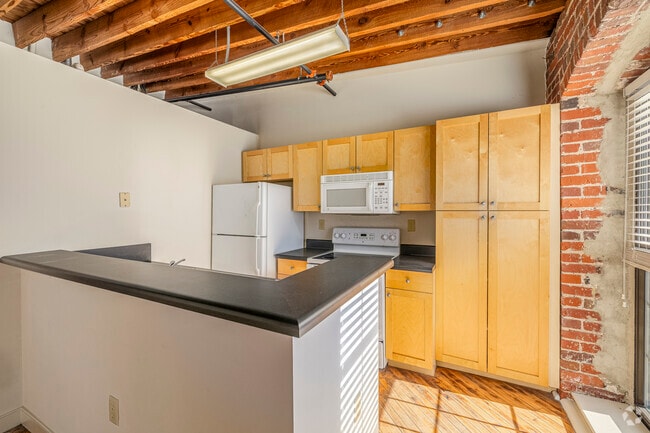 1BR, 1BA - 504SF - Kitchen - Eagle Mill Lofts