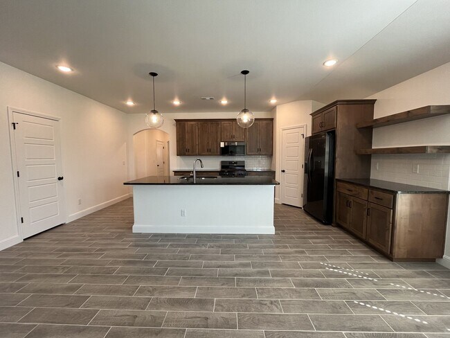 Foto del edificio - NEW BUILT - 4 Bedroom Centerton Home with ...