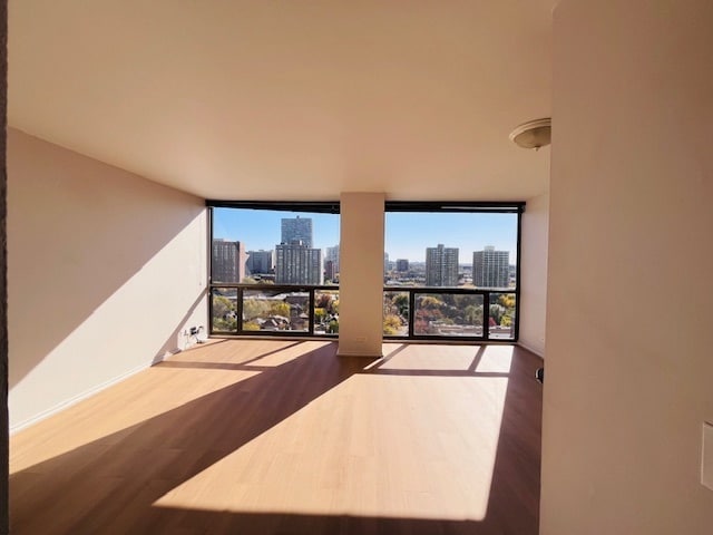 Building Photo - 4343 N CLARENDON Ave