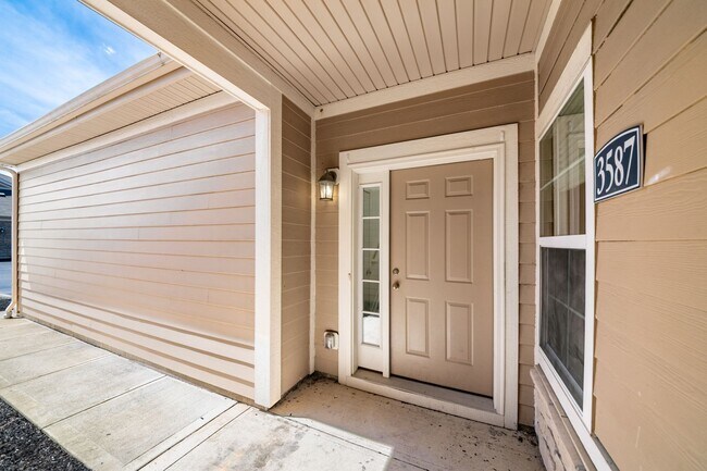 Foto del edificio - 3587 Evelynton Ave