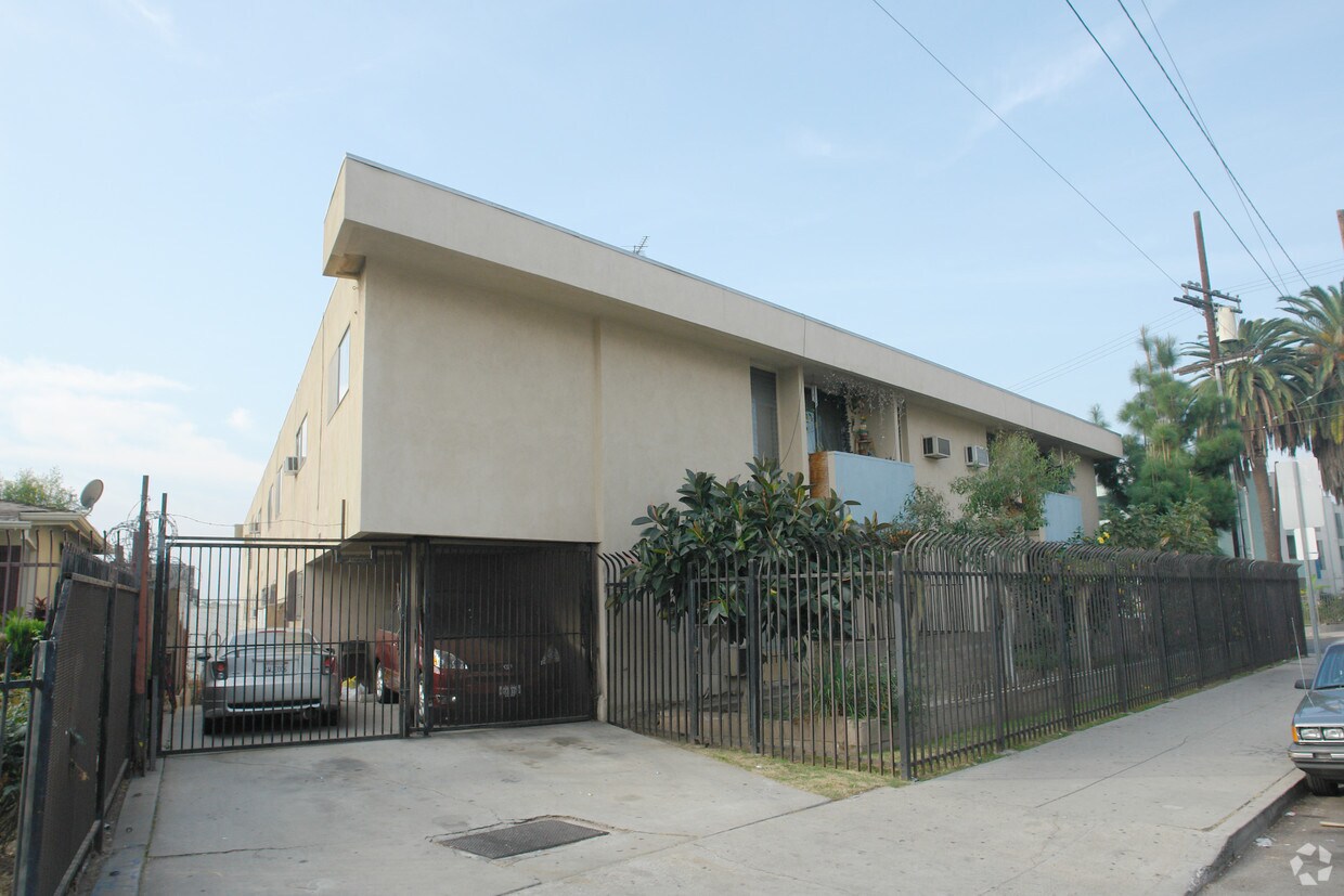 Foto del edificio - 250 S Bonnie Brae St