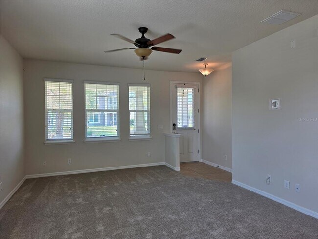 Foto del edificio - 4772 Silver Birch Way