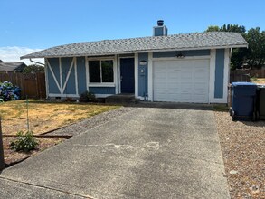 Building Photo - 3206 55th Pl NE
