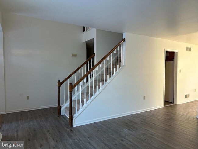 Foto del edificio - 25 Green Meadow Ct