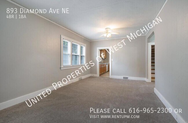 Building Photo - Tours Estimated to Begin 9/22 | 4 Bed 1 Ba...