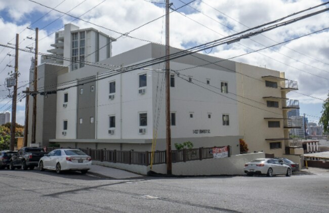 Foto del edificio - Convenient Cozy Studio Utilities Included