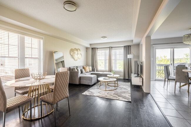 Building Photo - 128 Emerald Coast Trl