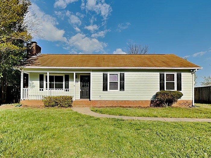 Primary Photo - 5205 Chelsey Ln