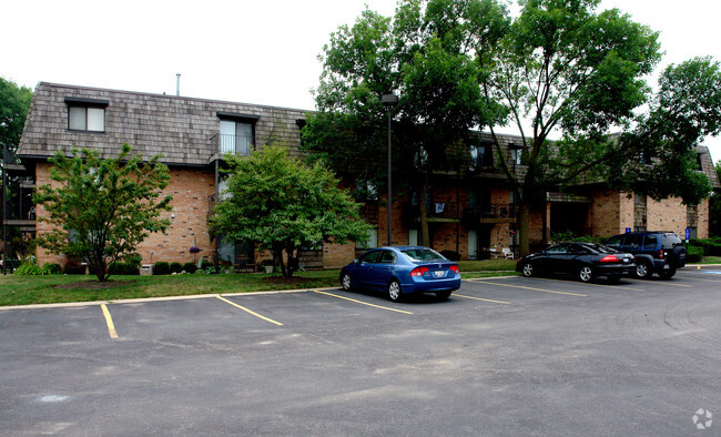 Building Photo - The Arbors of Buffalo Grove