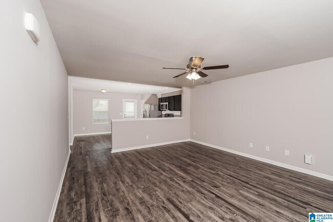 Foto del edificio - 631 Kincaid Cove Ln