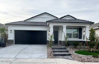 Building Photo - 40145 W Hillman Dr