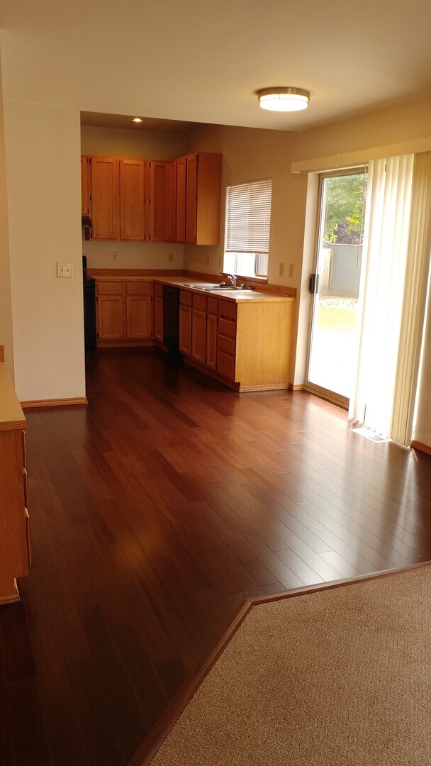 Building Photo - Fantastic 3 Bedroom 2.5 Bath Marysville Home