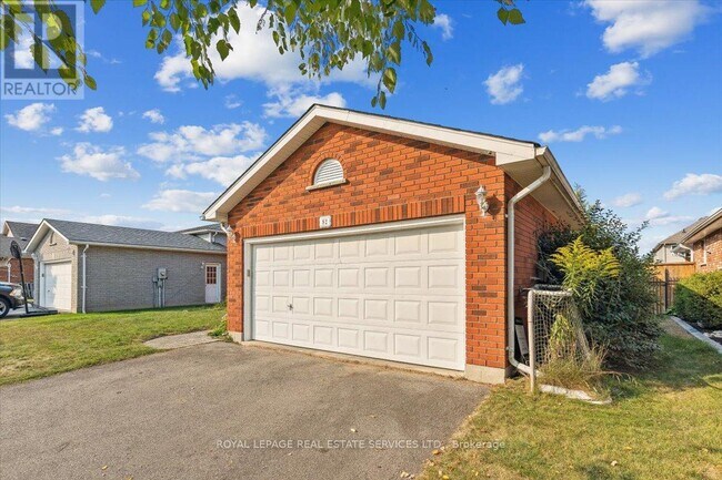 Photo du bâtiment - 82 Whitlaw Way