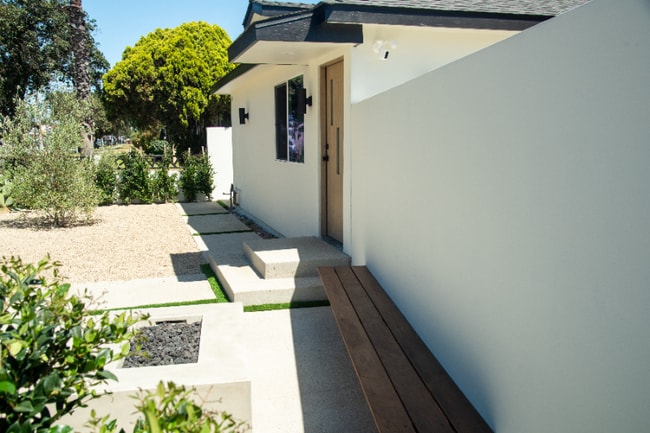 Photo - 3362 W Imperial Hwy House