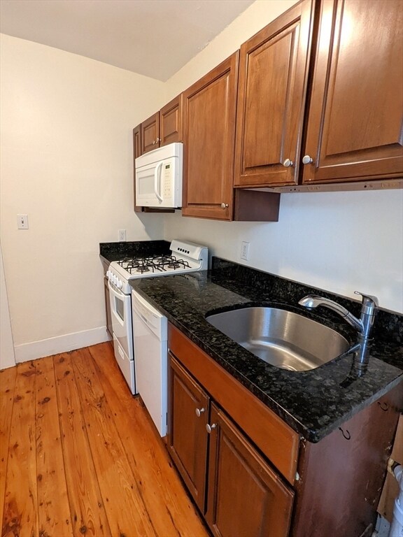 Building Photo - 23 Inman St