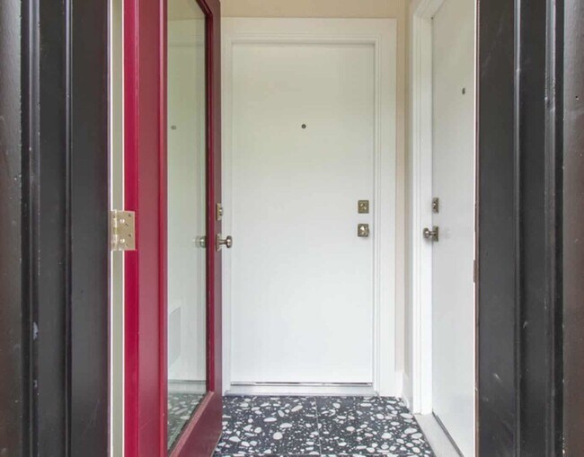 Foto del edificio - 507 E 60th St