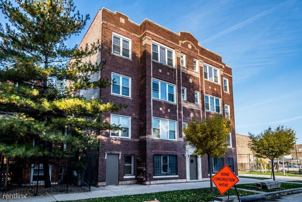 Primary Photo - 2 br, 1 bath Apartment - 400 S Kilbourn Ave