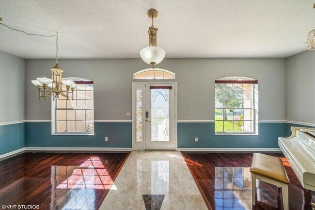 Photo - 5493 NW Evanston Ave House