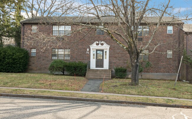 Foto del edificio - 96 Sycamore Ln