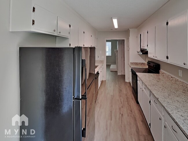 Building Photo - 13933 Eden Ct