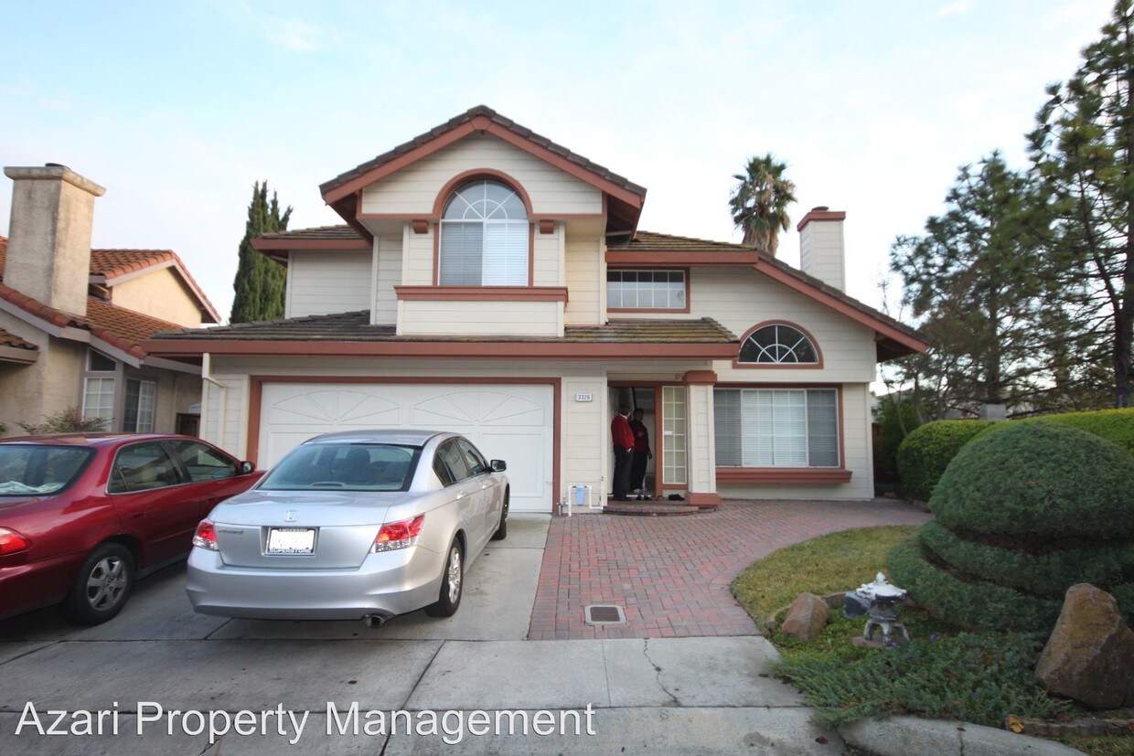 Primary Photo - 3326 Copper Leaf Dr