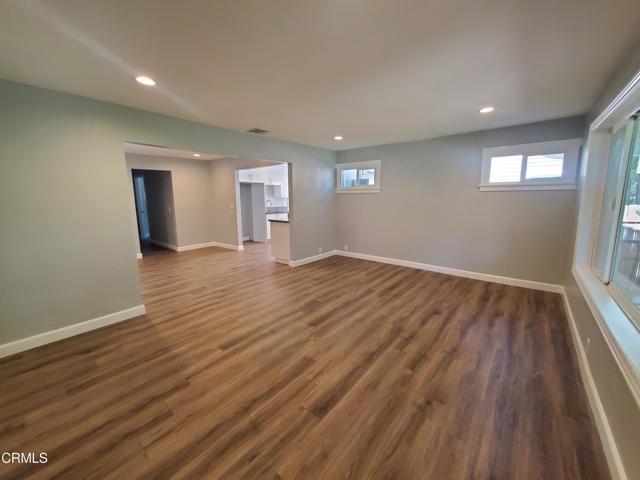Building Photo - 1424 Las Lunas St